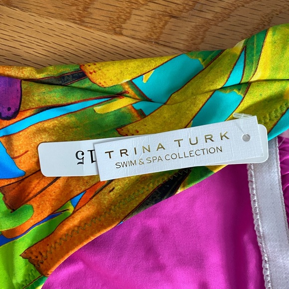 Trina Turk Polynesian Palms One Piece One Shoulder Swimsuit Size 4 - Picture 4 of 7